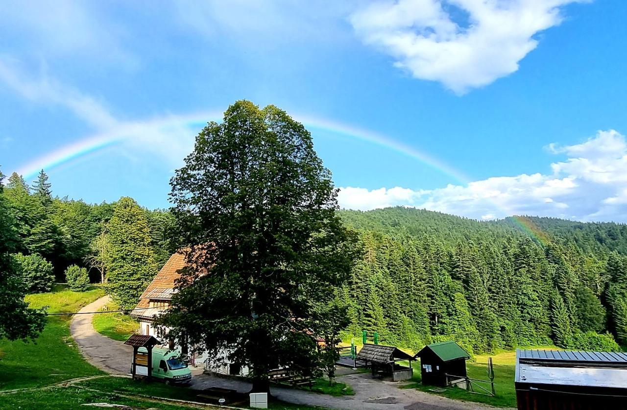 Planinski Dom Na Travni Gori Sodrazica Exterior foto
